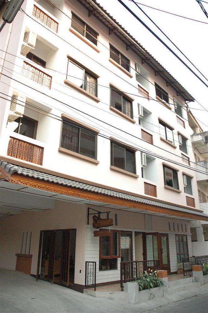 Banwiang pensión Chiang Mai Exterior foto