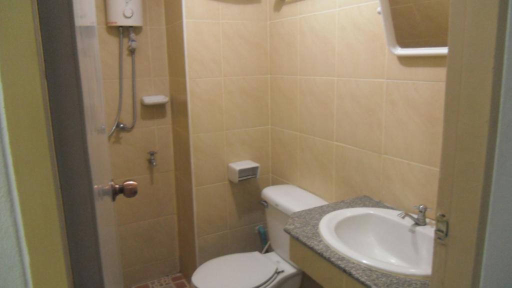Banwiang pensión Chiang Mai Habitación foto